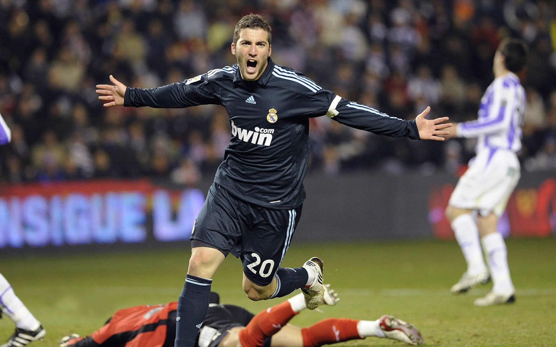 夺冠的“秘密武器”：不可或缺的核心球员